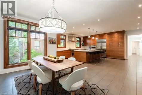 5316 Drenkelly Court Mississauga ON L5M 2H4