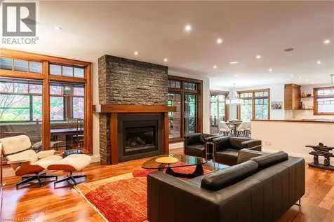 5316 Drenkelly Court Mississauga ON L5M 2H4