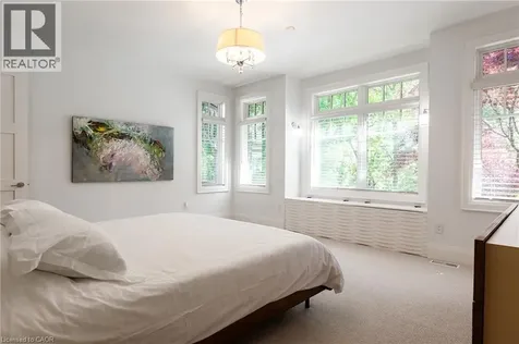5316 Drenkelly Court Mississauga ON L5M 2H4