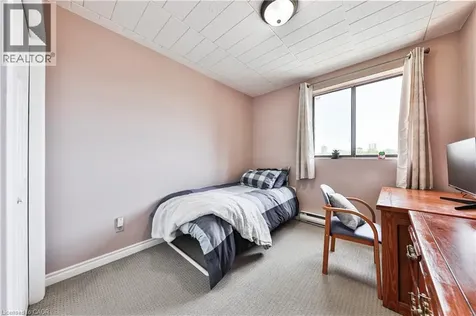 29 West Avenue Kitchener ON N2M 5E4
