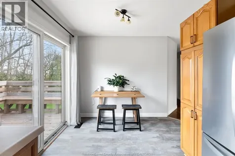8020 Gardiner Crescent Mcgregor ON N0R 1J0
