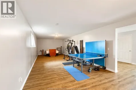 8020 Gardiner Crescent Mcgregor ON N0R 1J0
