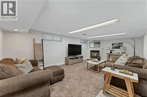 2695 Sierra Drive Windsor ON N9E 2Y9