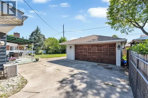 2695 Sierra Drive Windsor ON N9E 2Y9