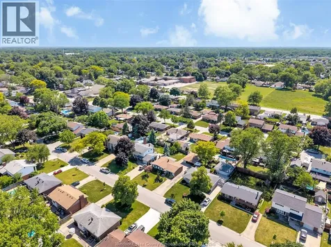 2695 Sierra Drive Windsor ON N9E 2Y9
