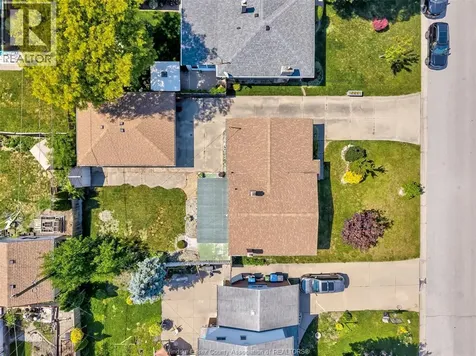 2695 Sierra Drive Windsor ON N9E 2Y9