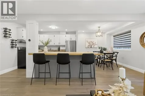481 Woodview Road Burlington ON L7N 2Z9