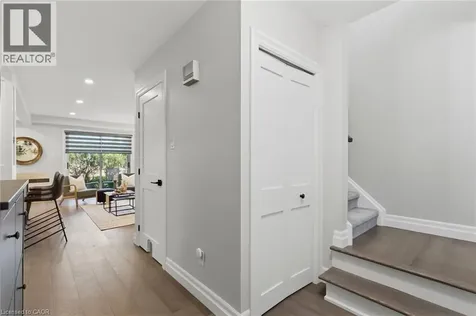 481 Woodview Road Burlington ON L7N 2Z9