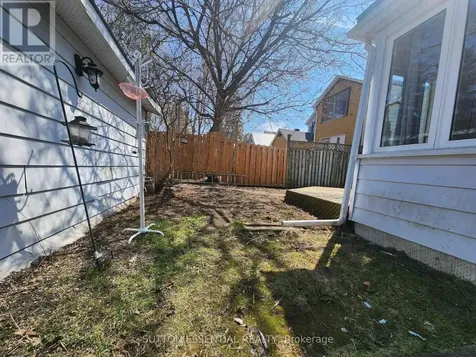 47 Pearl Street East Brockville ON K6V 1P6