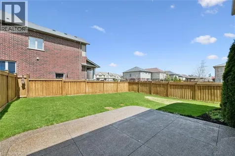 72 Elmbank Trail Kitchener ON N2R 0H1
