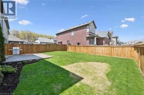 72 Elmbank Trail Kitchener ON N2R 0H1