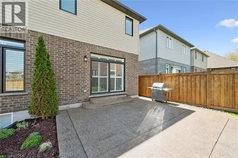 72 Elmbank Trail Kitchener ON N2R 0H1