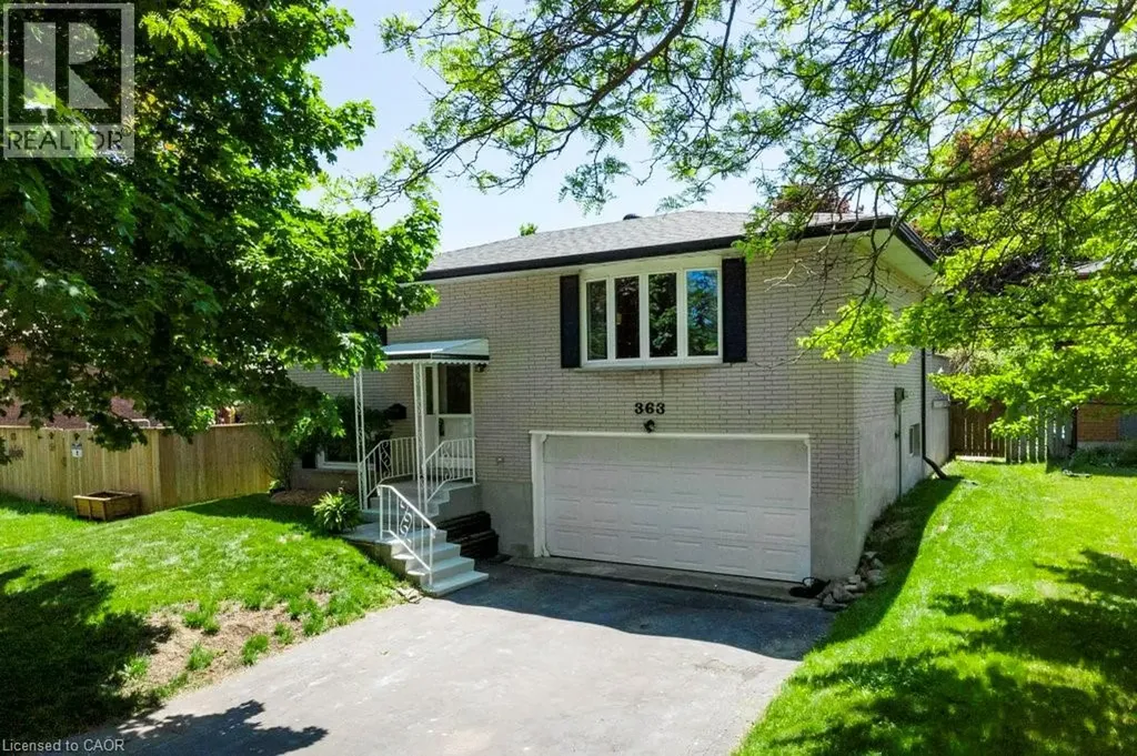 363 Roselawn Place Waterloo ON N2L 5P1