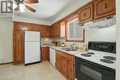 363 Roselawn Place Waterloo ON N2L 5P1