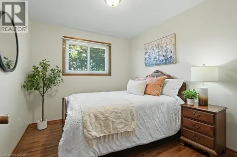 363 Roselawn Place Waterloo ON N2L 5P1