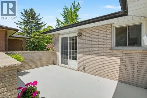 363 Roselawn Place Waterloo ON N2L 5P1