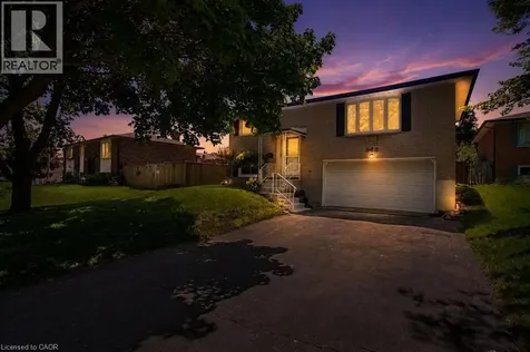 363 Roselawn Place Waterloo ON N2L 5P1