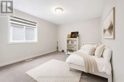 121 Steeplechase Way Waterloo ON N2K 0E7