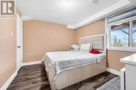 121 Steeplechase Way Waterloo ON N2K 0E7