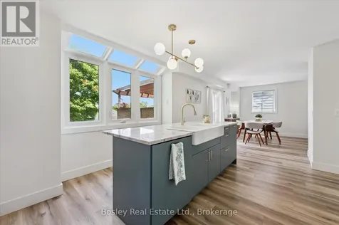 52 Stirling Macgregor Drive Cambridge ON N1S 4N5