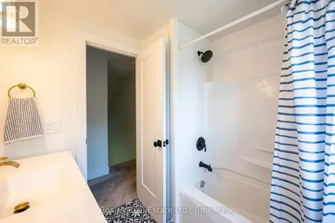 52 Stirling Macgregor Drive Cambridge ON N1S 4N5