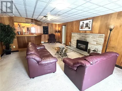 35 Cedar Street Levack ON P0M 2C0