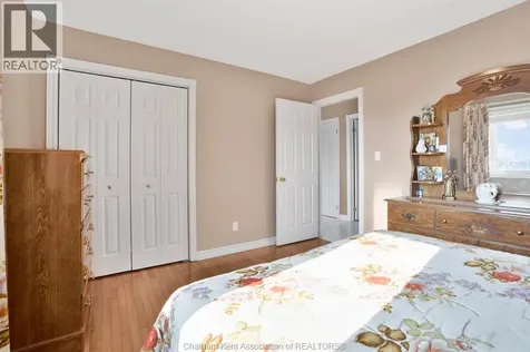 60 Parkview Court Chatham ON N7M 6H9