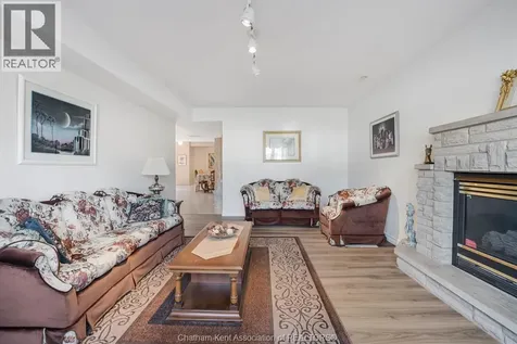 60 Parkview Court Chatham ON N7M 6H9