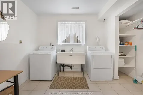 60 Parkview Court Chatham ON N7M 6H9