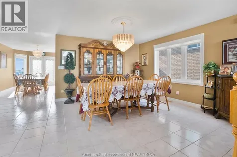 60 Parkview Court Chatham ON N7M 6H9