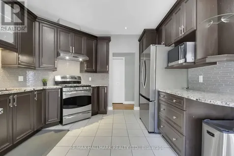 5 Dolomite Street Ottawa ON K2S 1Y8