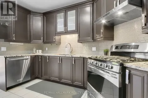5 Dolomite Street Ottawa ON K2S 1Y8