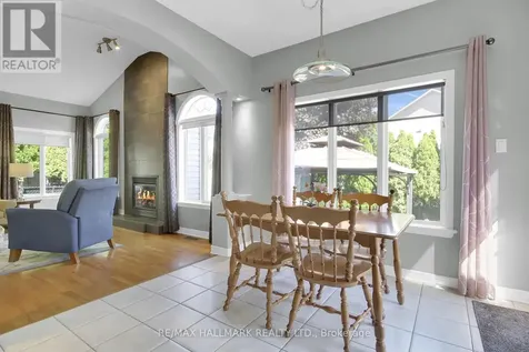 5 Dolomite Street Ottawa ON K2S 1Y8