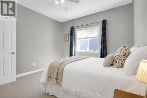 5 Dolomite Street Ottawa ON K2S 1Y8