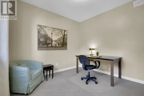 5 Dolomite Street Ottawa ON K2S 1Y8