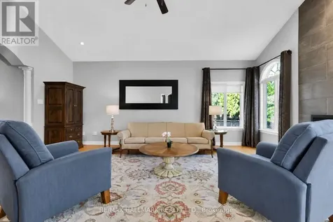 5 Dolomite Street Ottawa ON K2S 1Y8