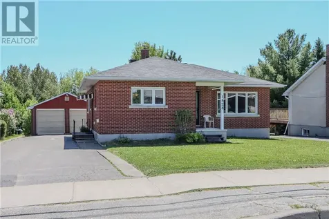 1828 Southview Drive Sudbury ON P3E 2M2