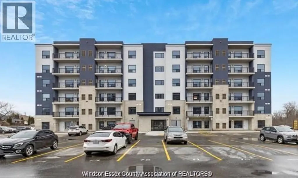 3290 Stella Windsor ON N8T 0B7