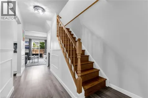 386 Highland Road West Stoney Creek ON L8J 3P9