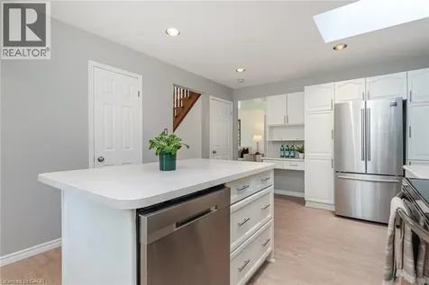 31 Windermere Court Kitchener ON N2N 2W3