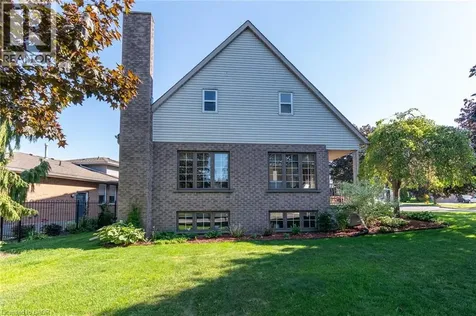 31 Windermere Court Kitchener ON N2N 2W3