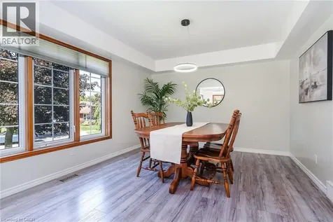 31 Windermere Court Kitchener ON N2N 2W3