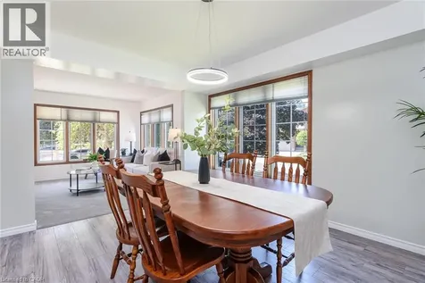 31 Windermere Court Kitchener ON N2N 2W3