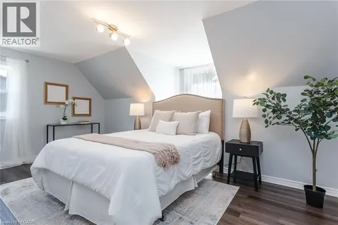 31 Windermere Court Kitchener ON N2N 2W3