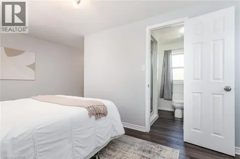 31 Windermere Court Kitchener ON N2N 2W3