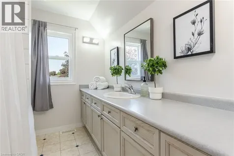 31 Windermere Court Kitchener ON N2N 2W3