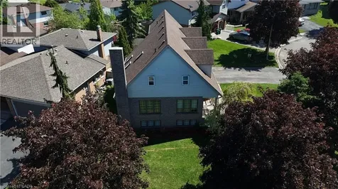 31 Windermere Court Kitchener ON N2N 2W3