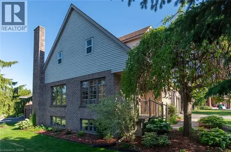 31 Windermere Court Kitchener ON N2N 2W3