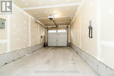 112 Gelderland Private Ottawa ON K2V 0H8