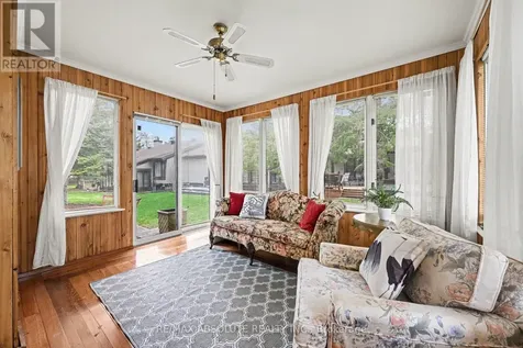 31 Spyglass Ridge Ottawa ON K2S 1R6